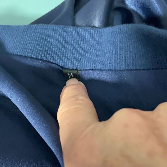 Navy Blue Floral Embroidered Long Sleeve Bomber Style Jacket Full Zip Sz Medium - Picture 8 of 9